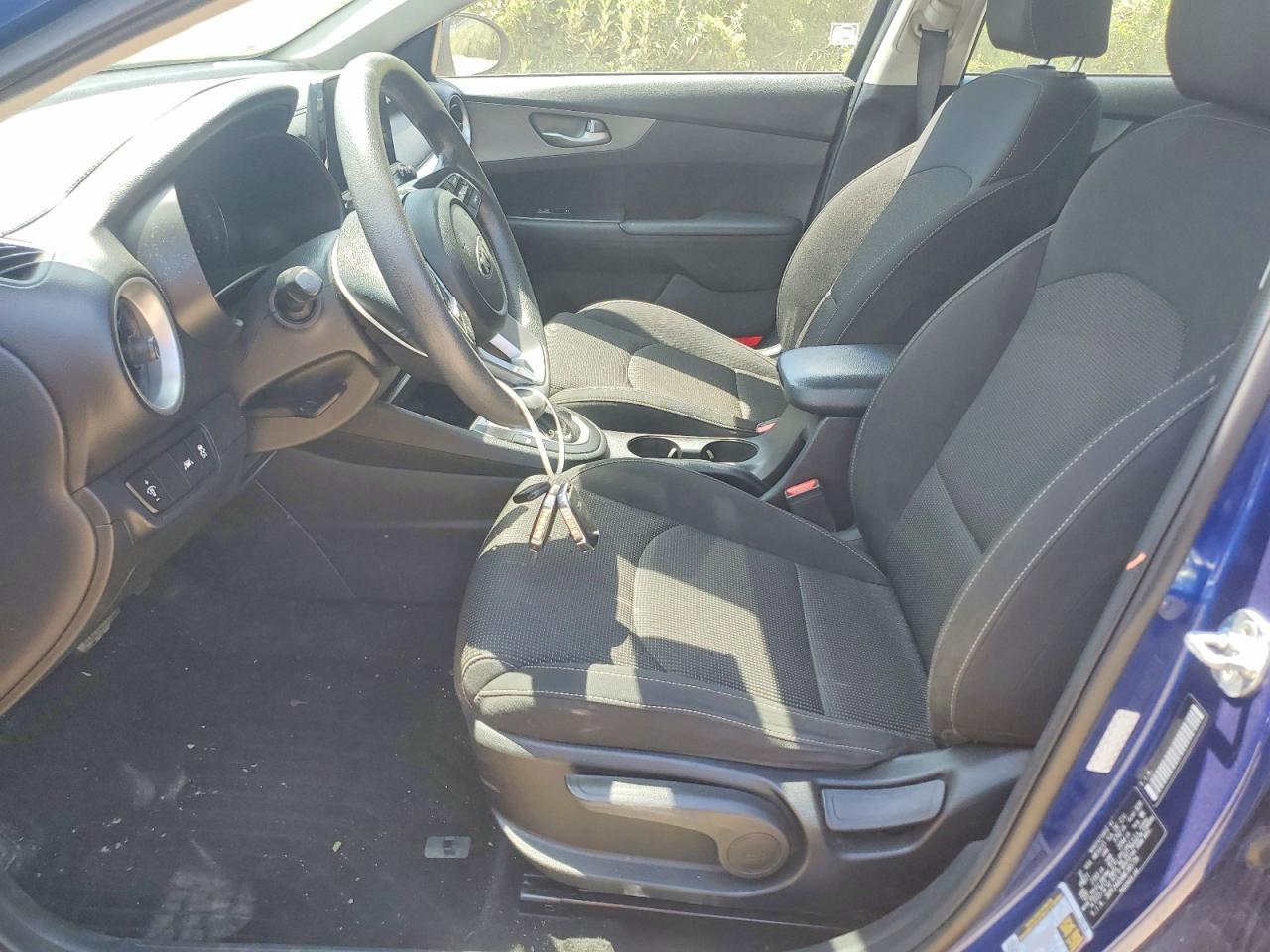 2021 Kia Forte Lxs - zdjęcie 7