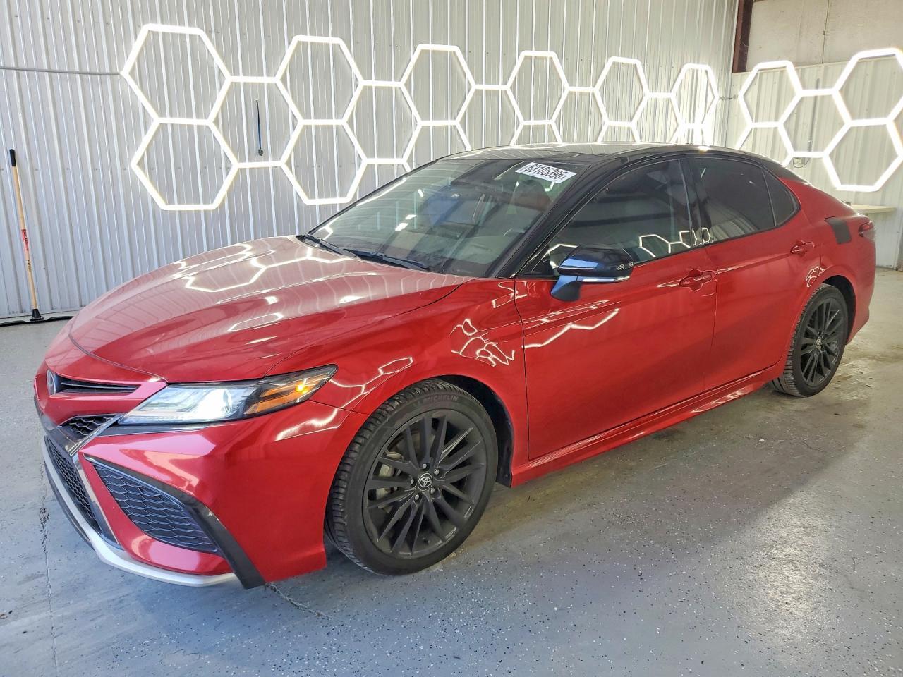 2024 Toyota Camry Xse V6 - zdjęcie główne