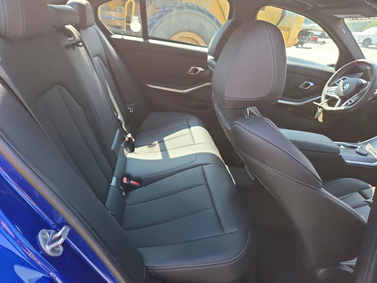 2026 BMW Seria 3 M340i - zdjęcie 10