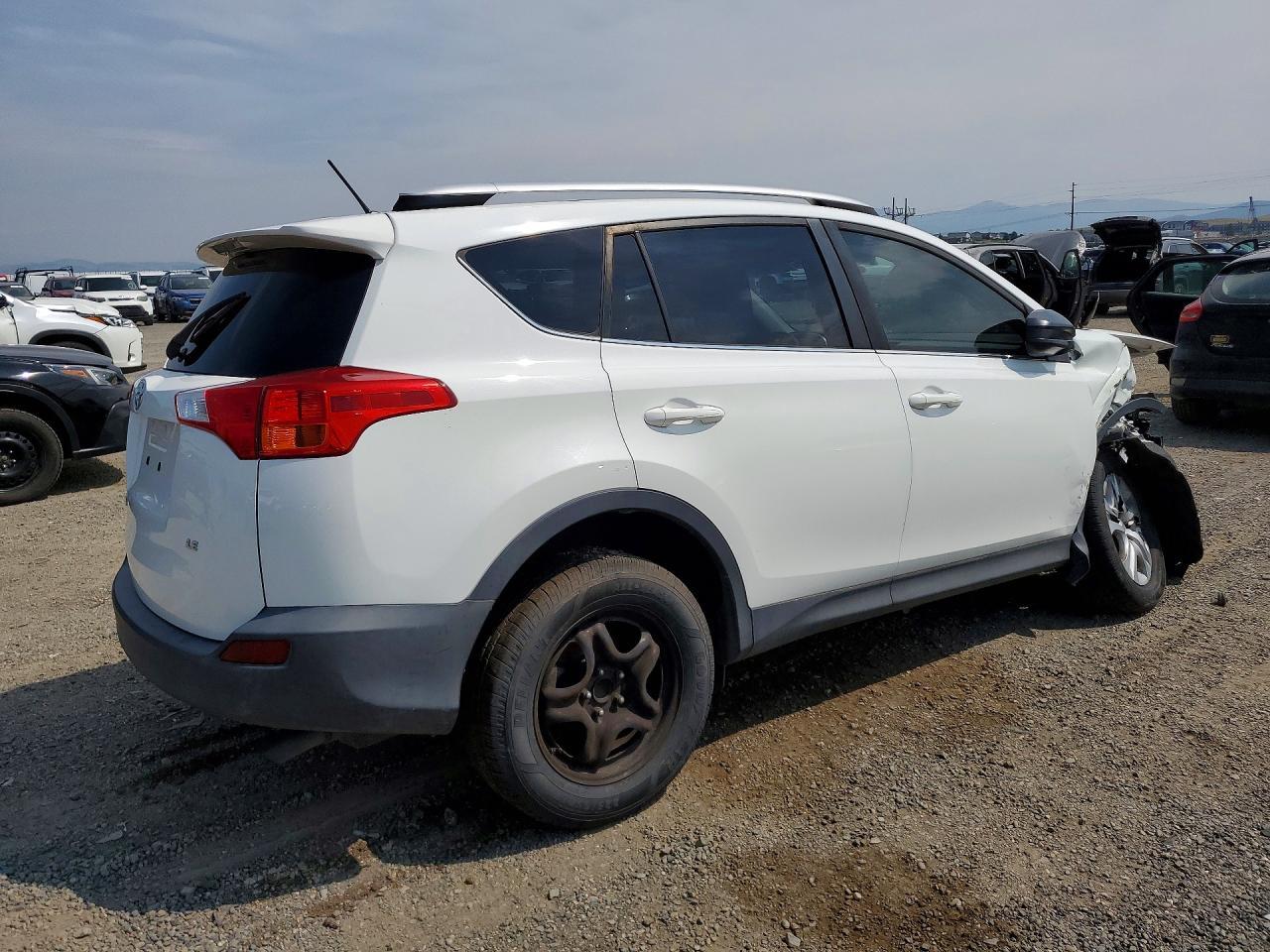 2015 Toyota Rav4 Le - zdjęcie 3
