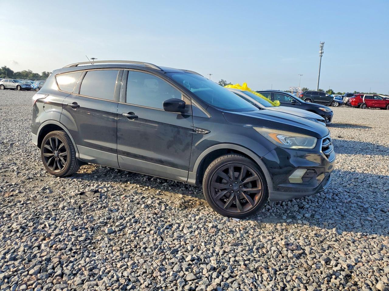 2017 Ford Escape Se - zdjęcie 4