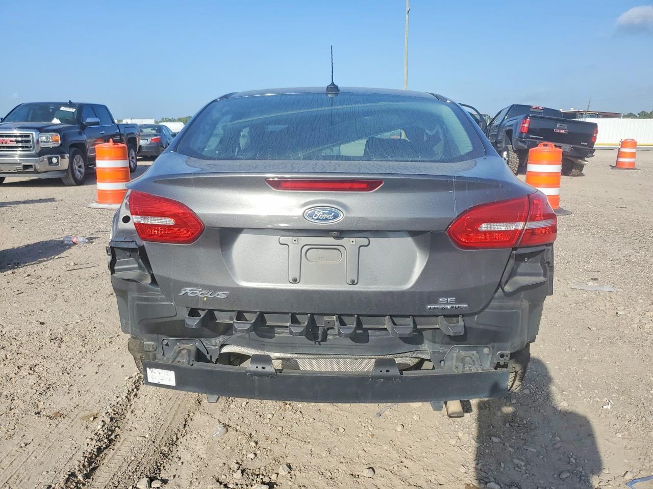 2016 Ford Focus Se - zdjęcie 6