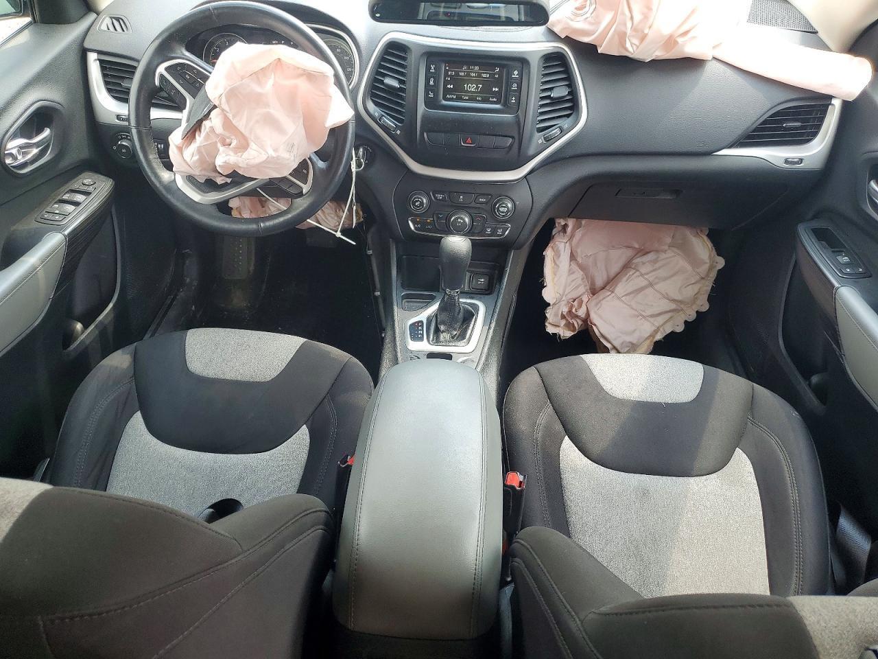 2014 Jeep Cherokee Latitude - zdjęcie 8