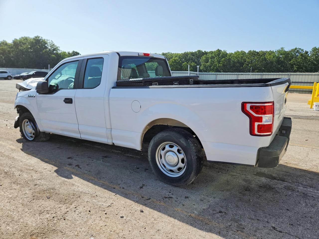 2019 Ford F150 Super Cab - zdjęcie 2