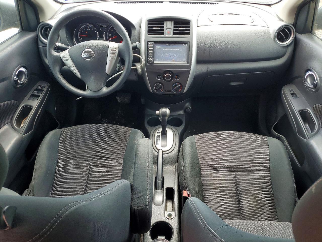 2019 Nissan Versa Sv - zdjęcie 8
