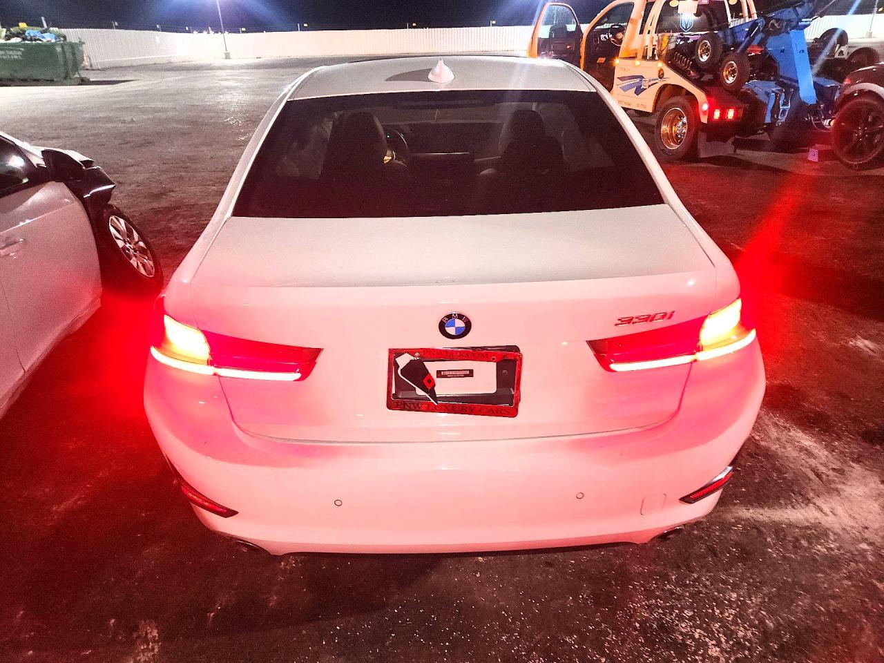 2020 BMW 330I - zdjęcie 6