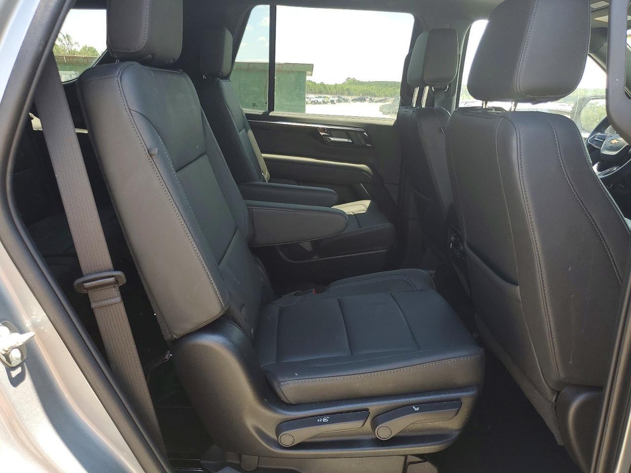 2025 Chevrolet Tahoe K1500 Lt - zdjęcie 11