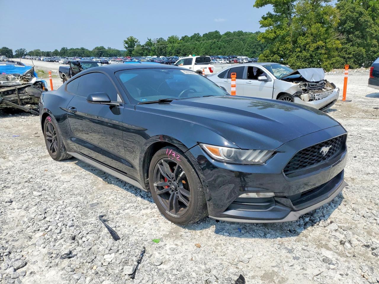2017 Ford Mustang - zdjęcie 4