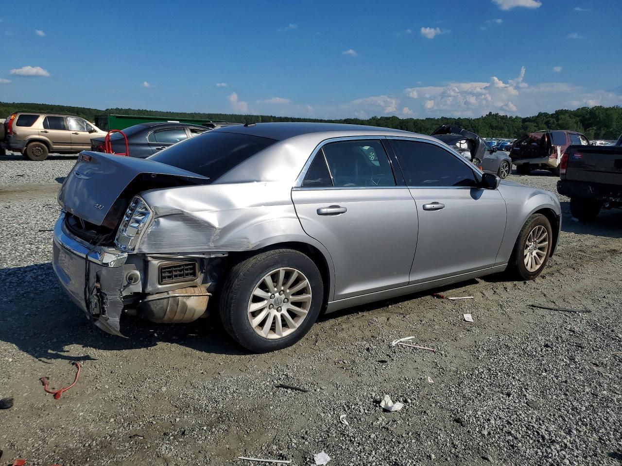 2014 Chrysler 300 - zdjęcie 3