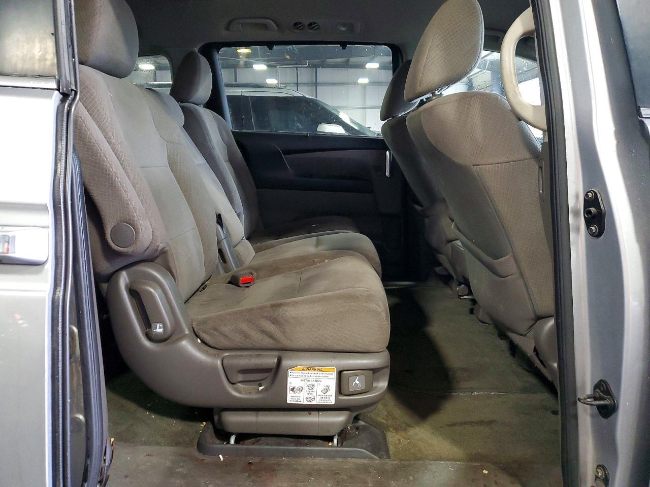 2016 Honda Odyssey Se - zdjęcie 11