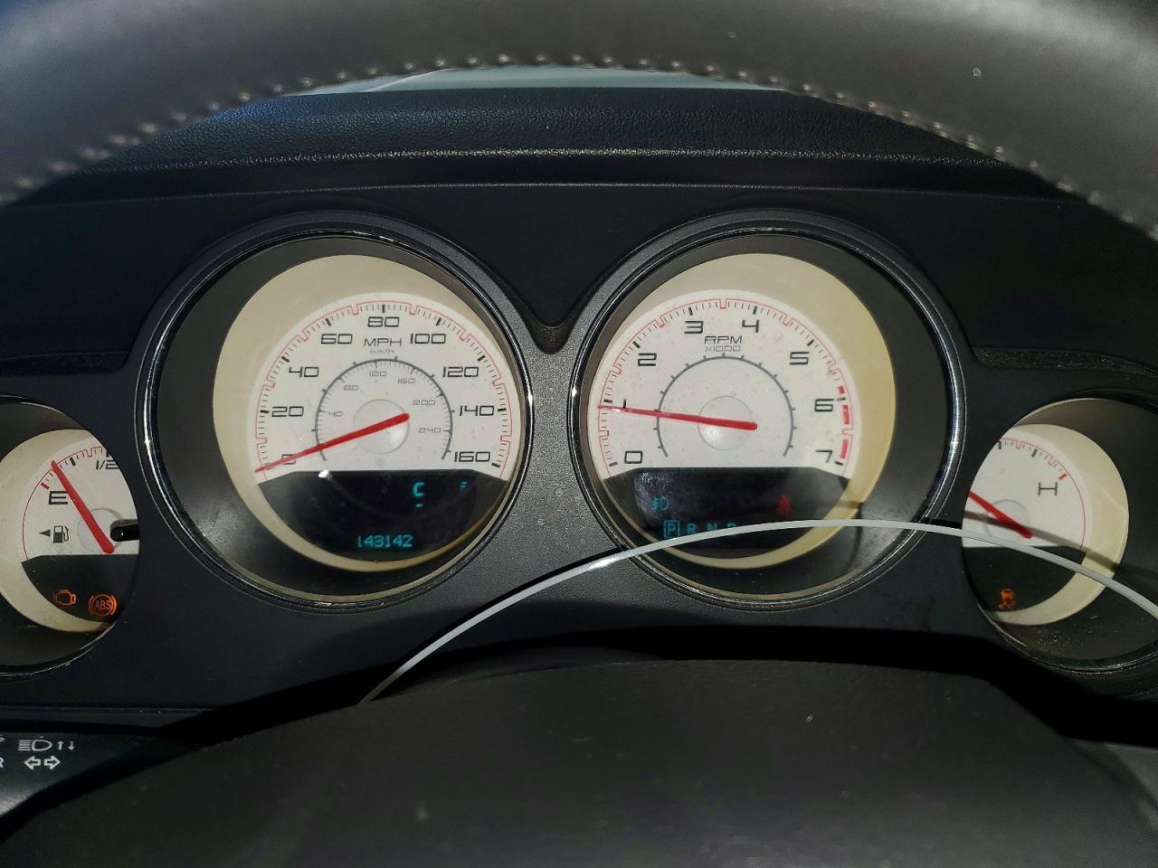 2013 Dodge Challenger R/T - zdjęcie 9
