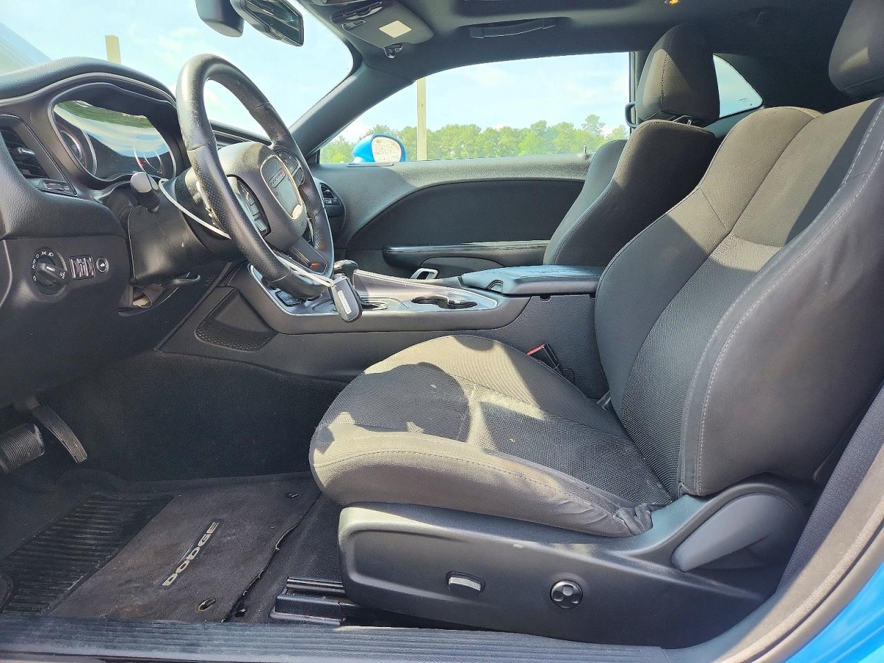 2015 Dodge Challenger Sxt - zdjęcie 7
