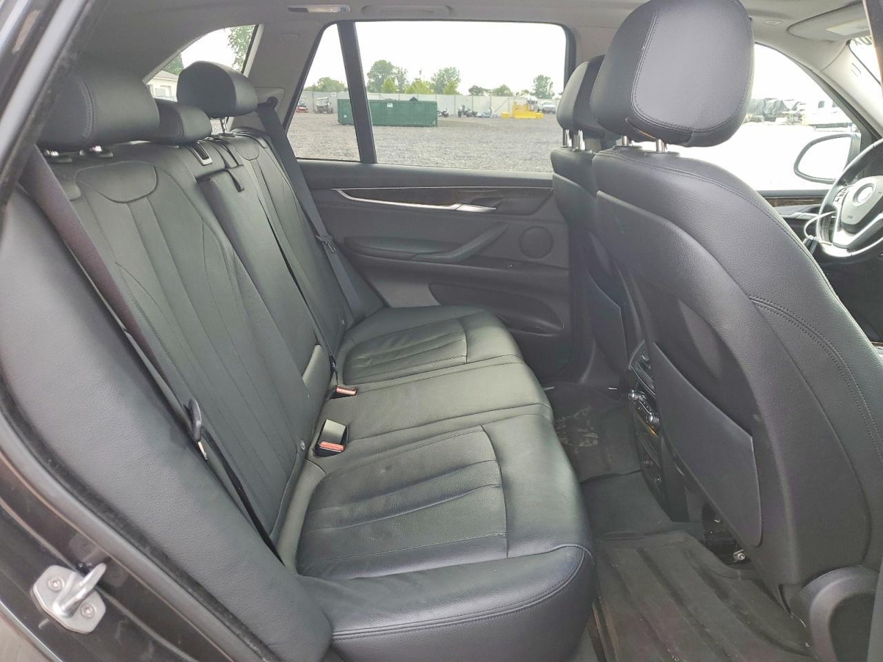 2016 BMW X5 xDrive35I - zdjęcie 11