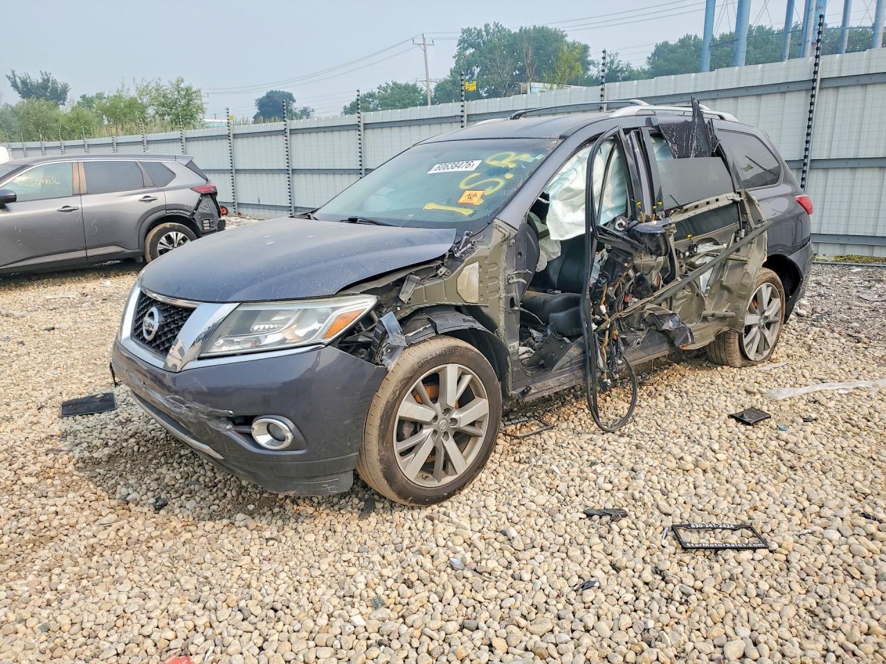 2013 Nissan Pathfinder S - zdjęcie główne