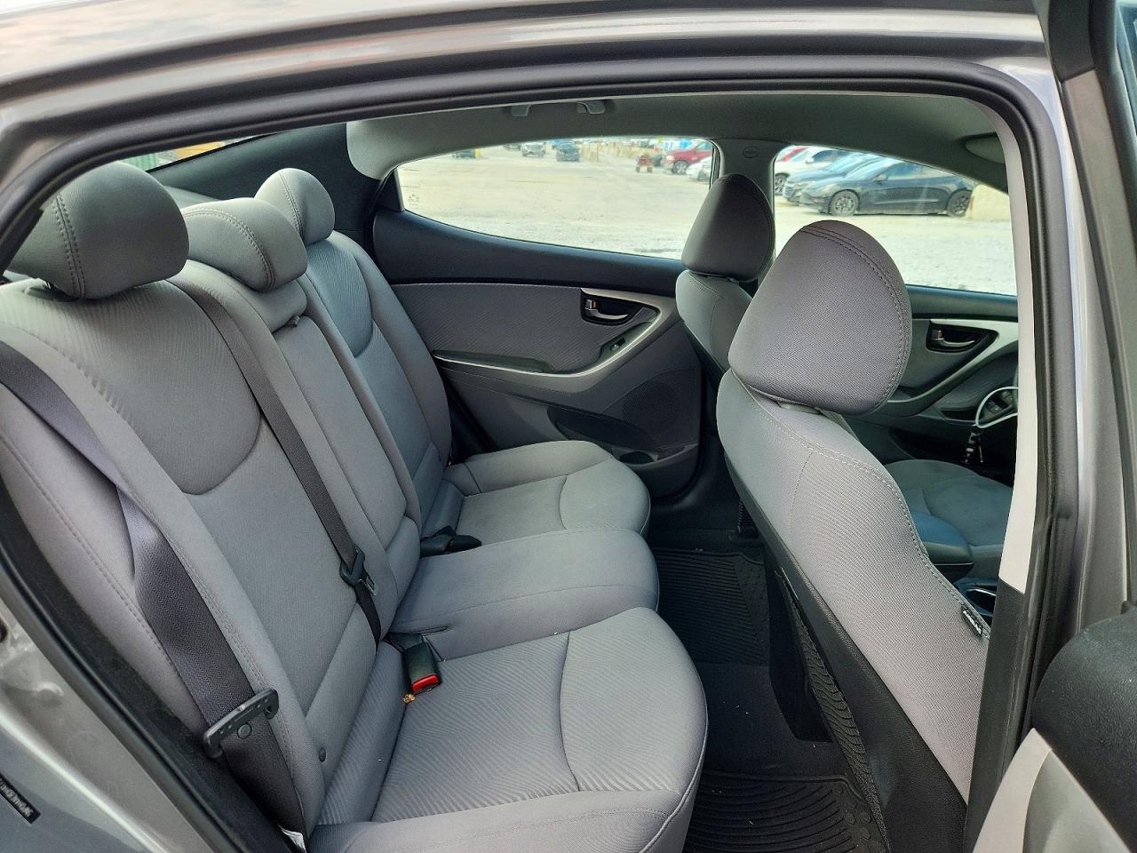 2013 Hyundai Elantra Gls - zdjęcie 10