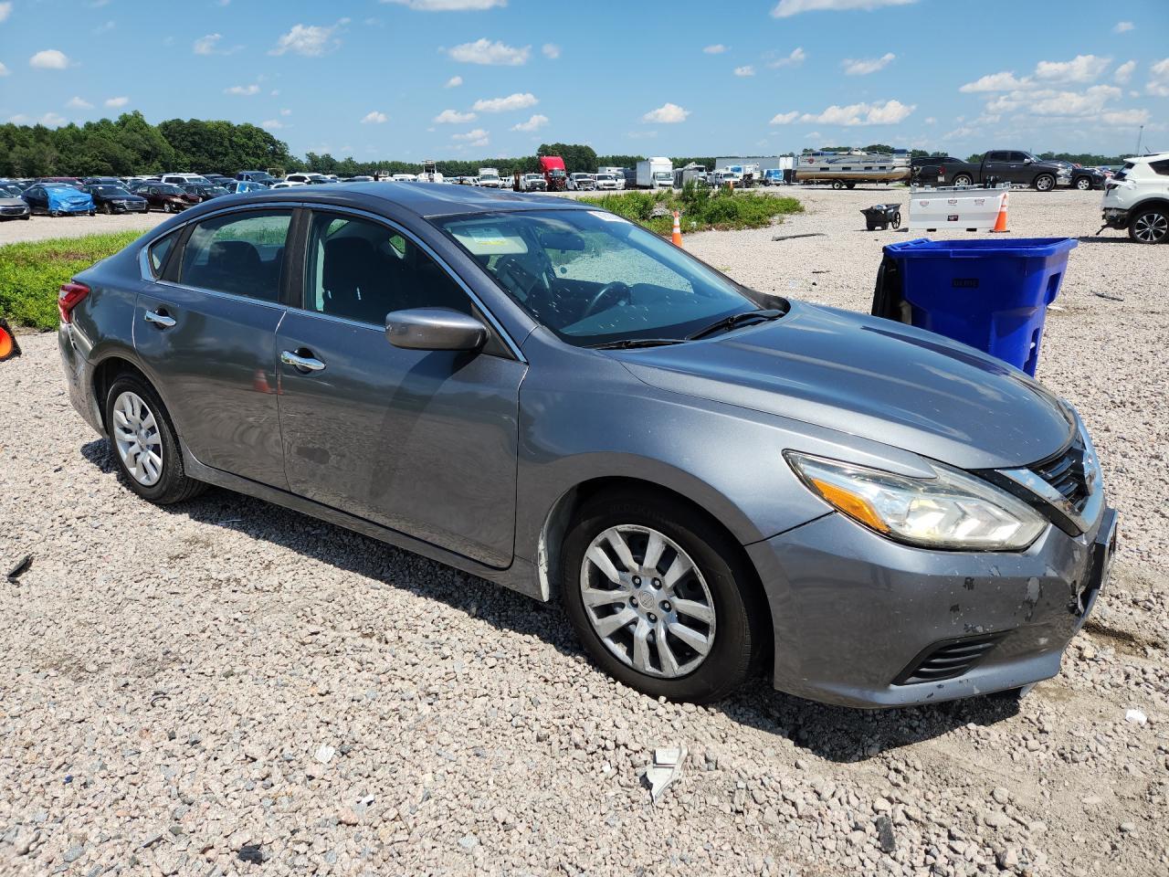 2017 Nissan Altima 2.5 S - zdjęcie 4