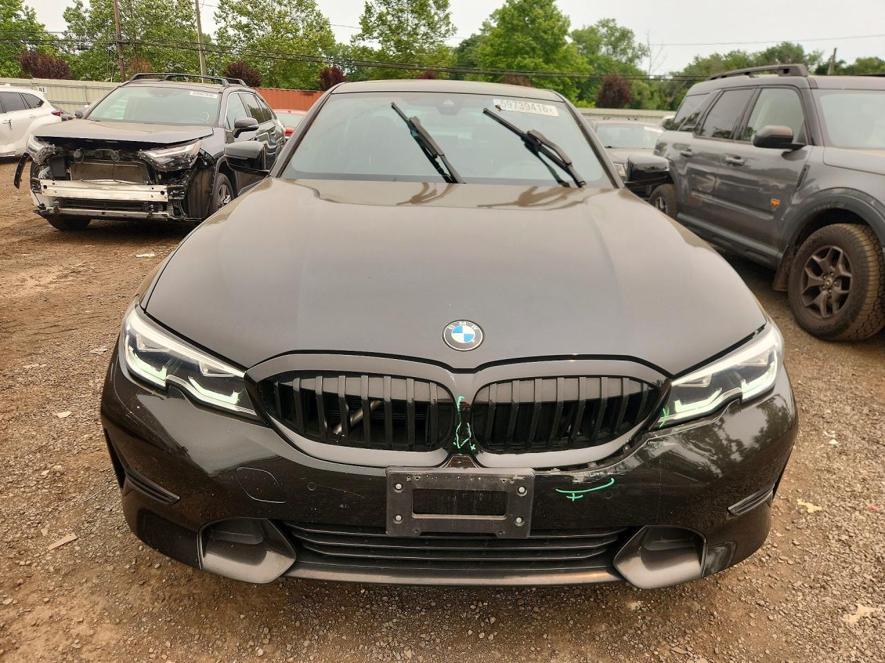 2022 BMW Seria 3 330i - zdjęcie 5