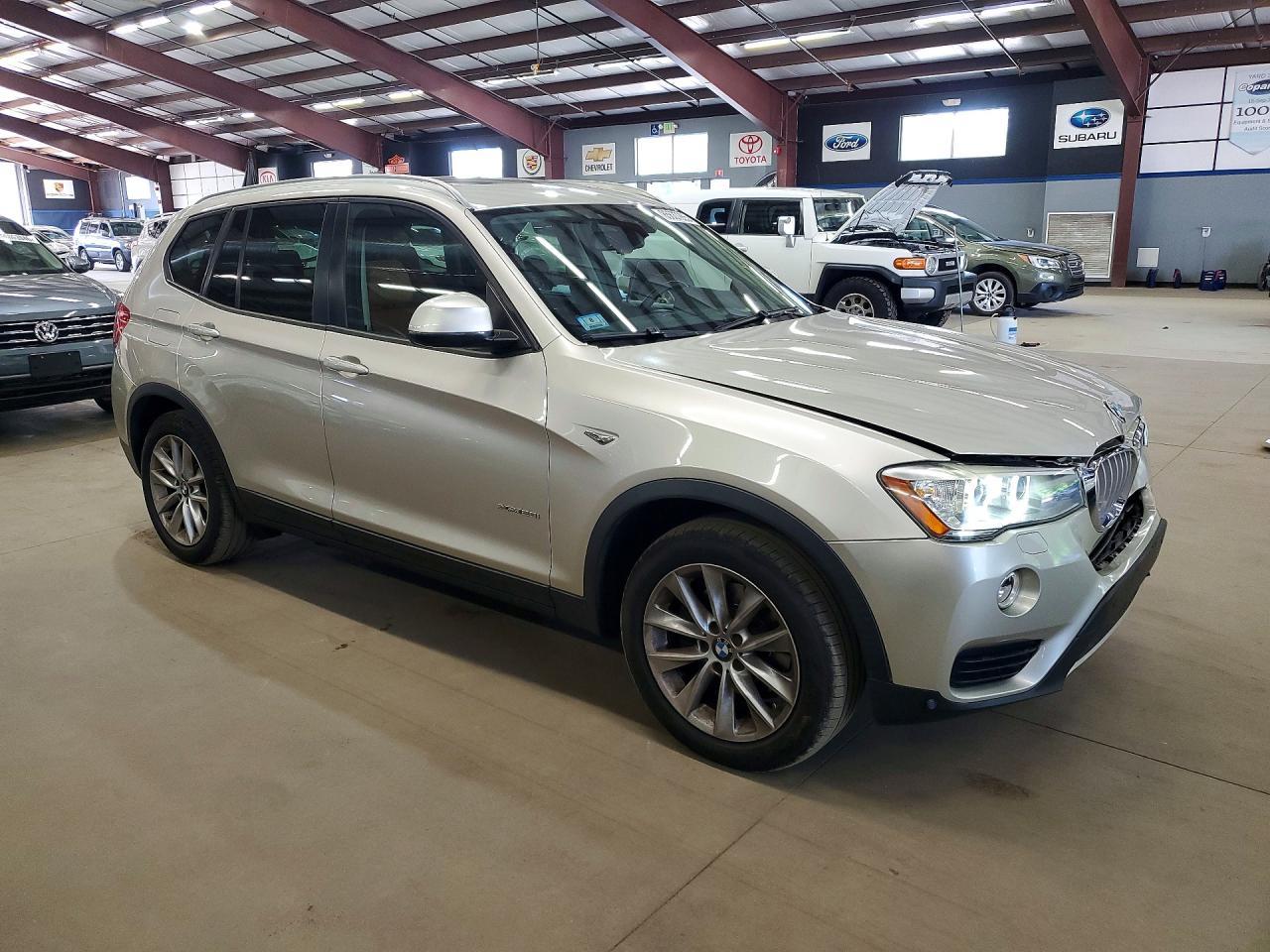 2015 BMW X3 xDrive28I - zdjęcie 4