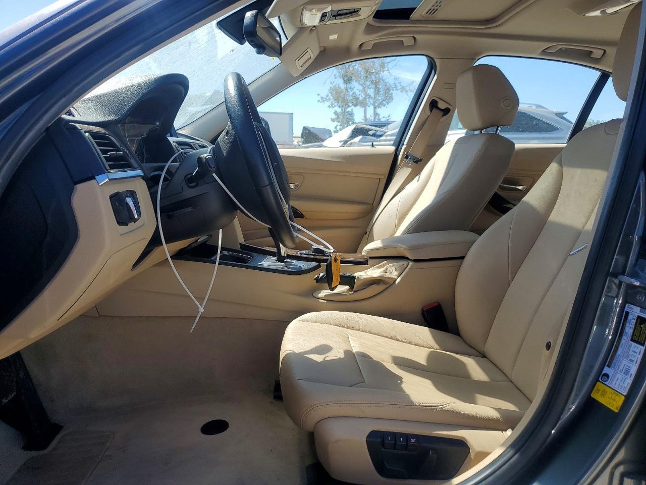 2015 BMW 328 I - zdjęcie 7