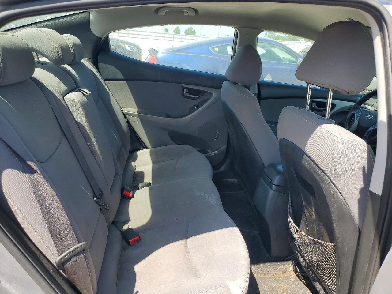 2014 Hyundai Elantra Se - zdjęcie 10
