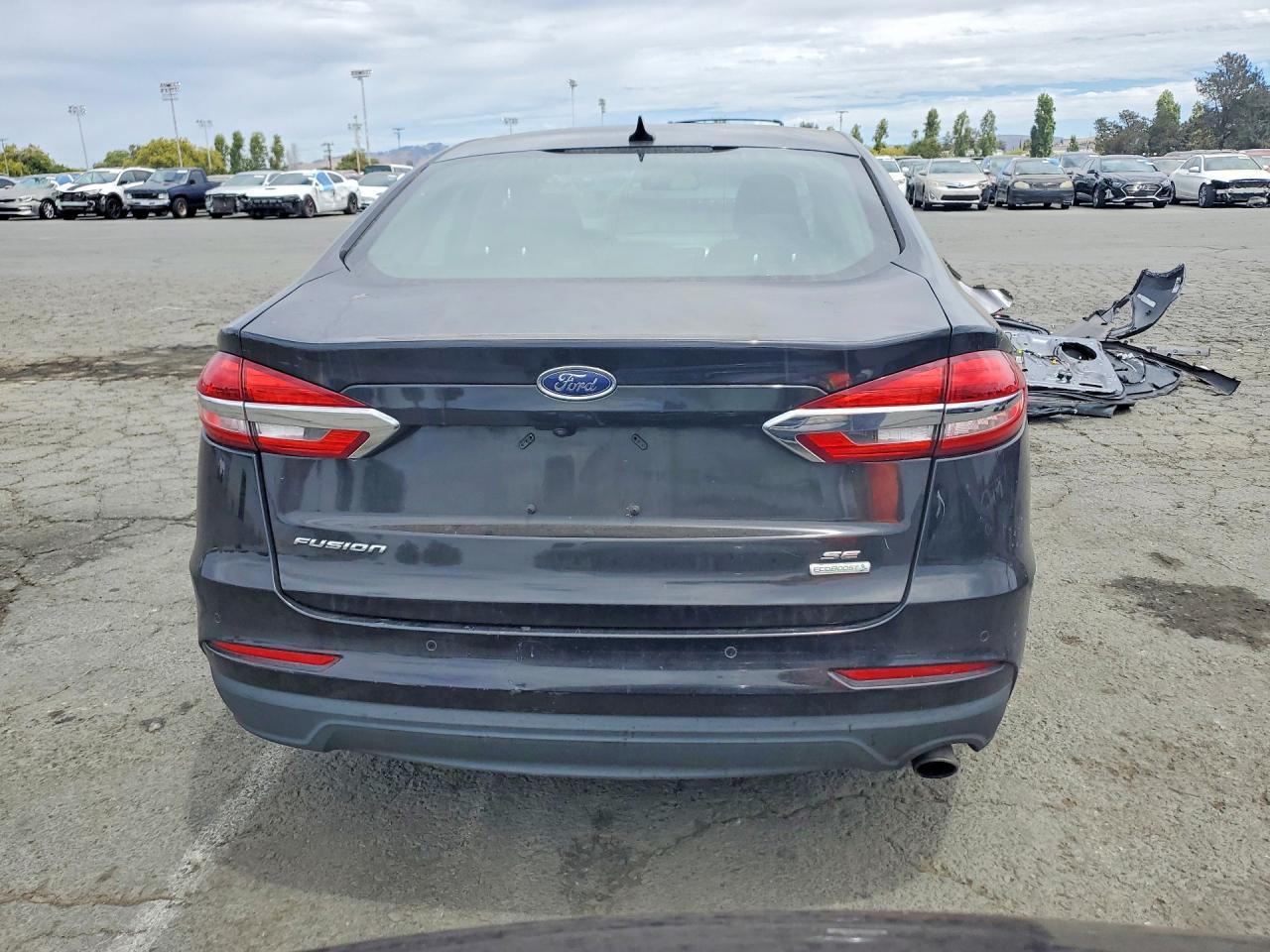 2019 Ford Fusion Se - zdjęcie 6