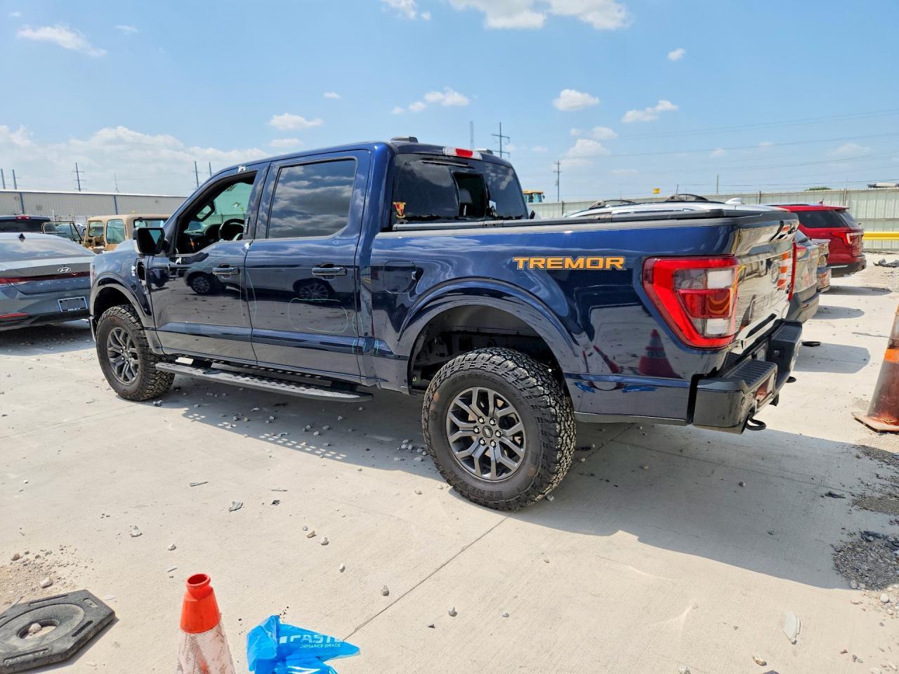 2023 Ford F150 Supercrew - zdjęcie 2