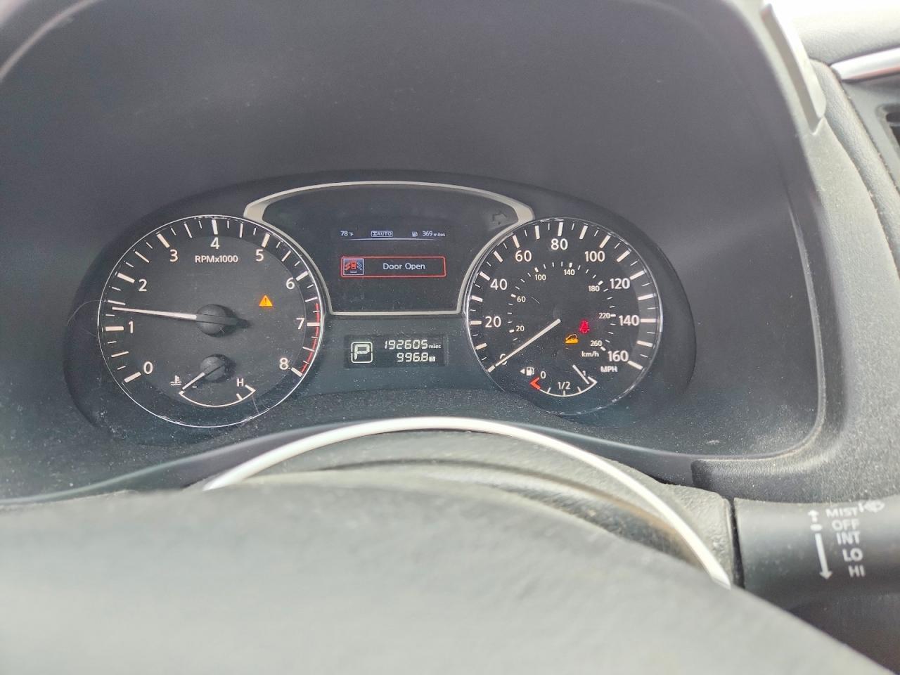 2015 Nissan Pathfinder S - zdjęcie 9