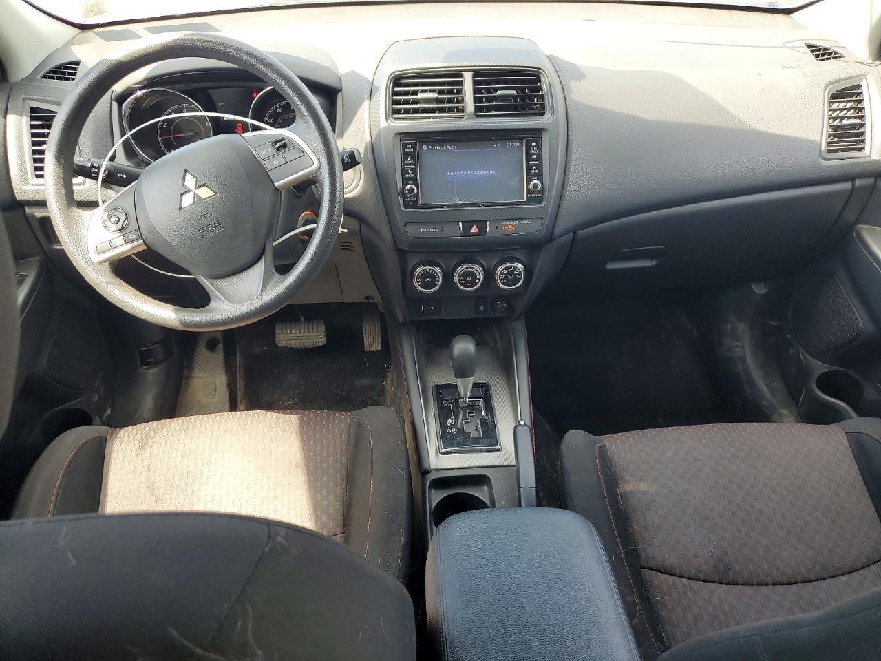 2019 Mitsubishi Outlander 4D 4Wd - zdjęcie 8