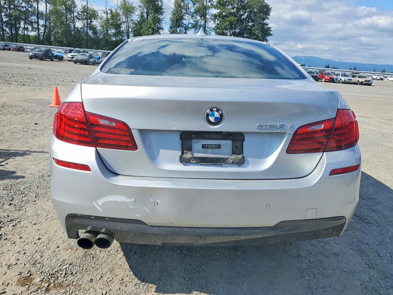 2014 BMW 528 I - zdjęcie 6