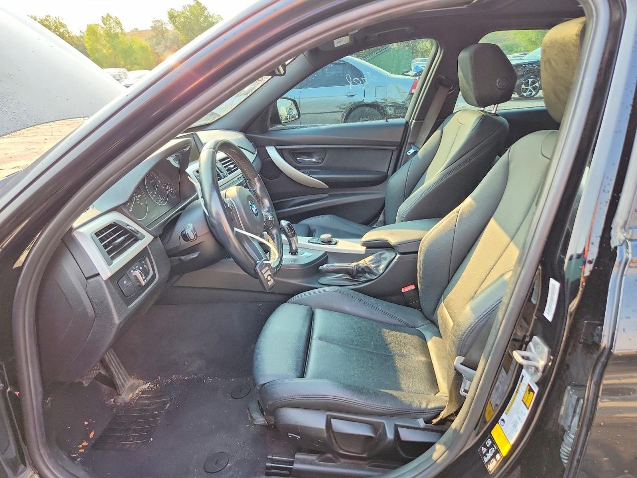 2017 BMW Seria 3 320i - zdjęcie 7