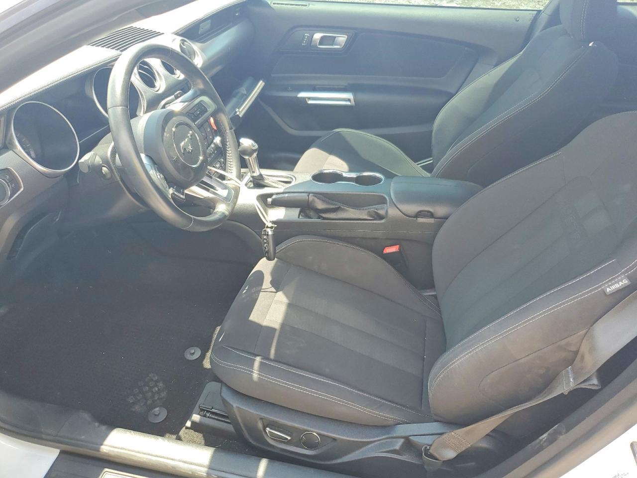 2019 Ford Mustang Gt - zdjęcie 7