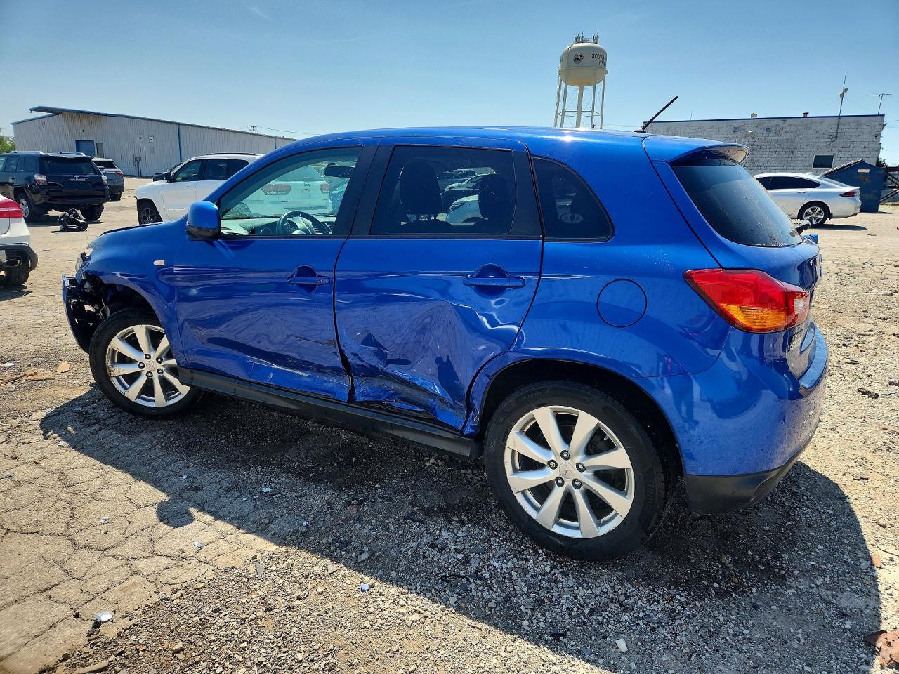 2015 Mitsubishi Outlander Sport Es - zdjęcie 2