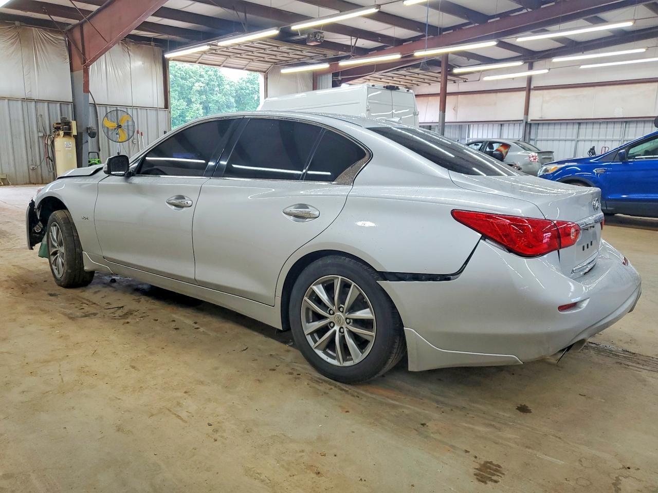 2017 Infiniti Q50 3.0T Premium - zdjęcie 2