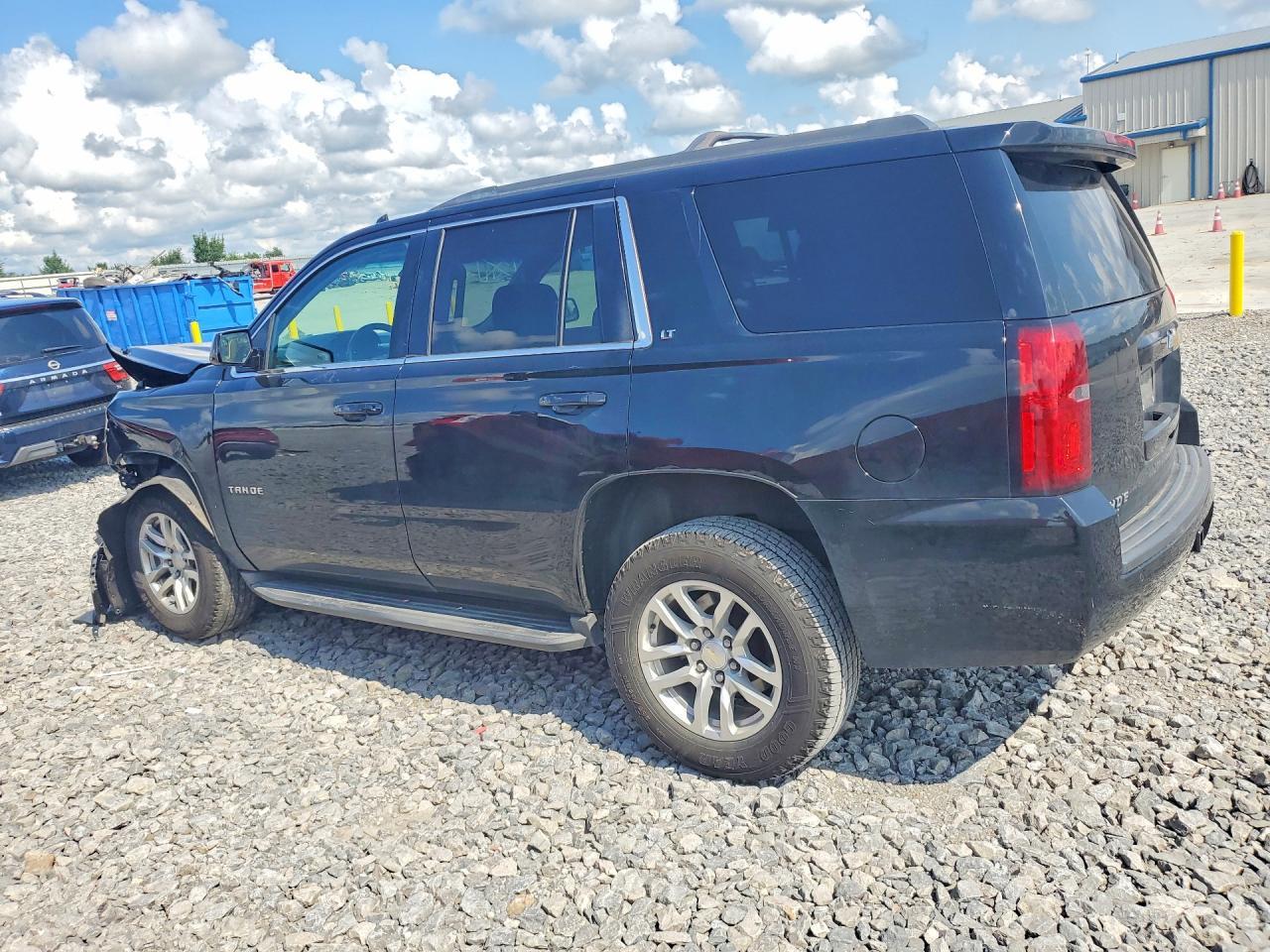 2015 Chevrolet Tahoe K1500 Lt - zdjęcie 2
