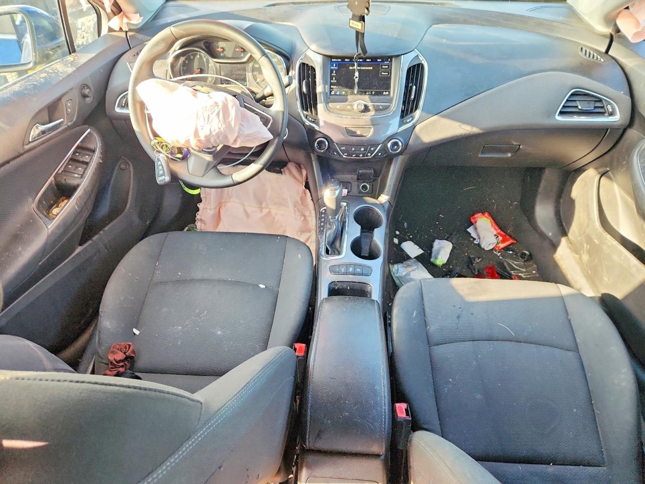 2019 Chevrolet Cruze Lt - zdjęcie 8