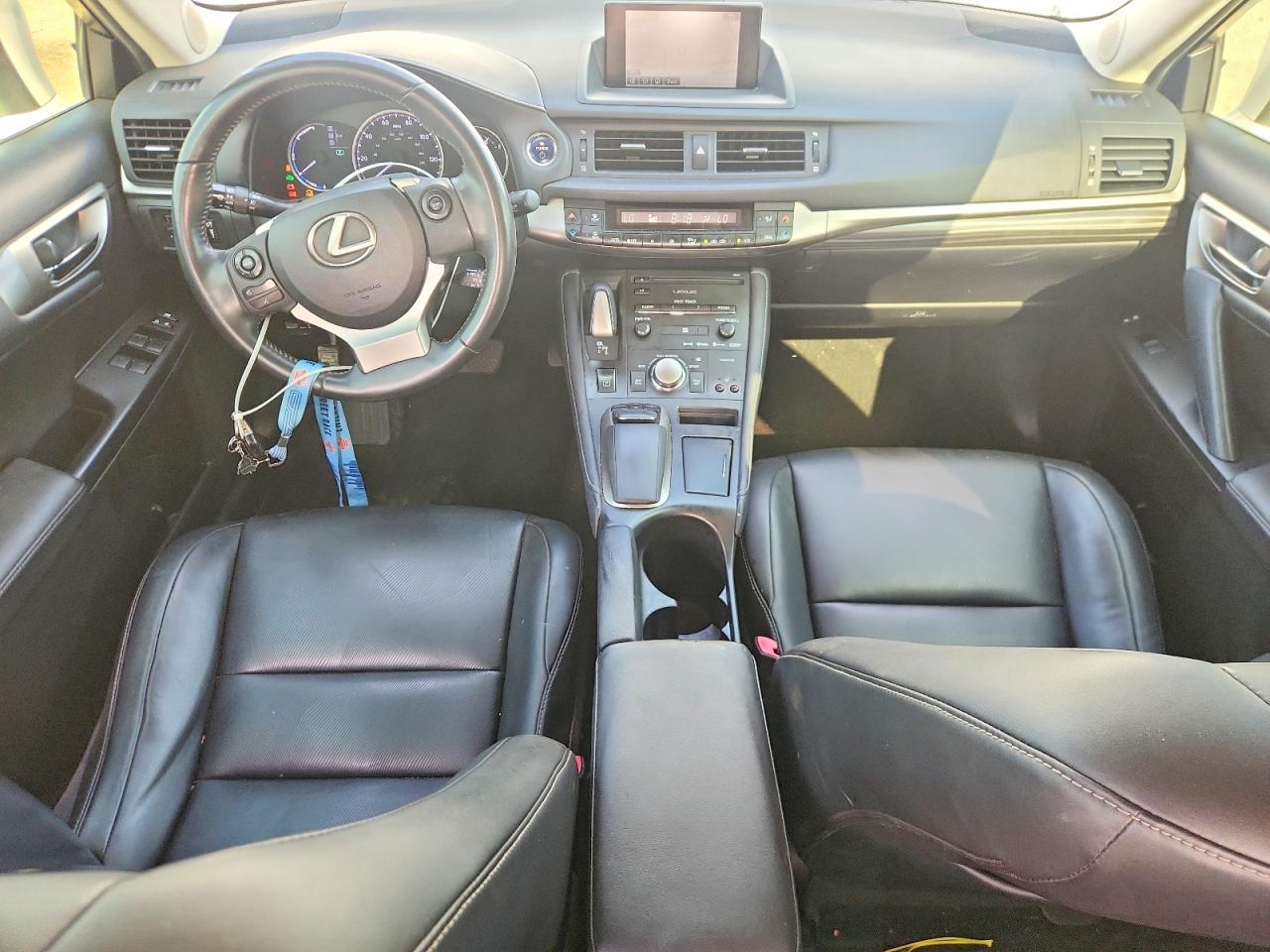 2014 Lexus Ct 200 - zdjęcie 8