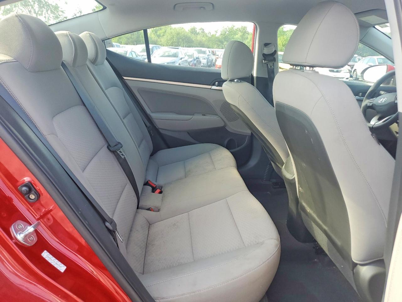 2020 Hyundai Elantra Sel - zdjęcie 10