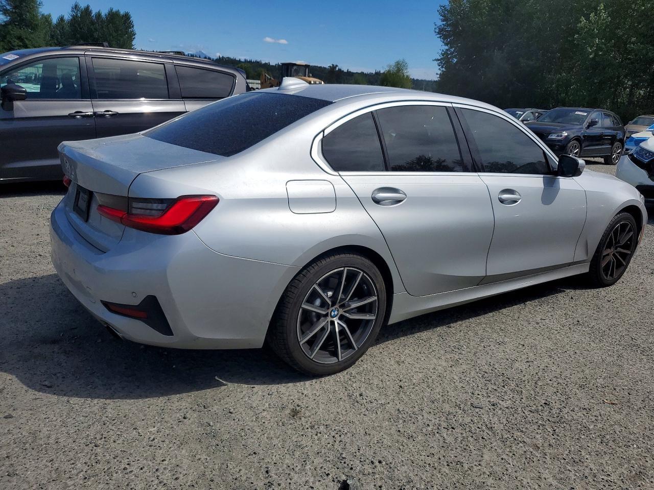 2020 BMW 330I - zdjęcie 3