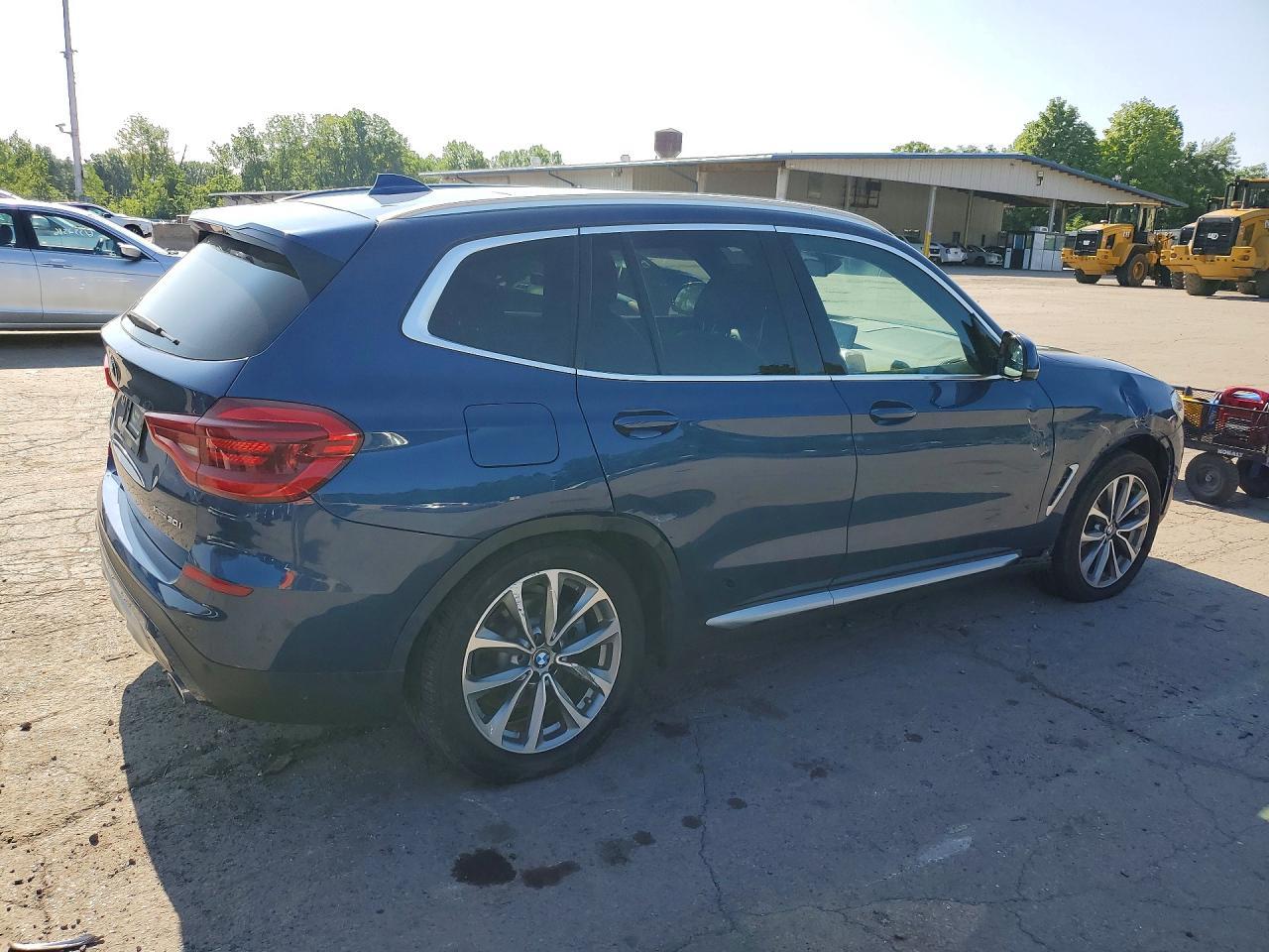 2019 BMW X3 xDrive30I - zdjęcie 3