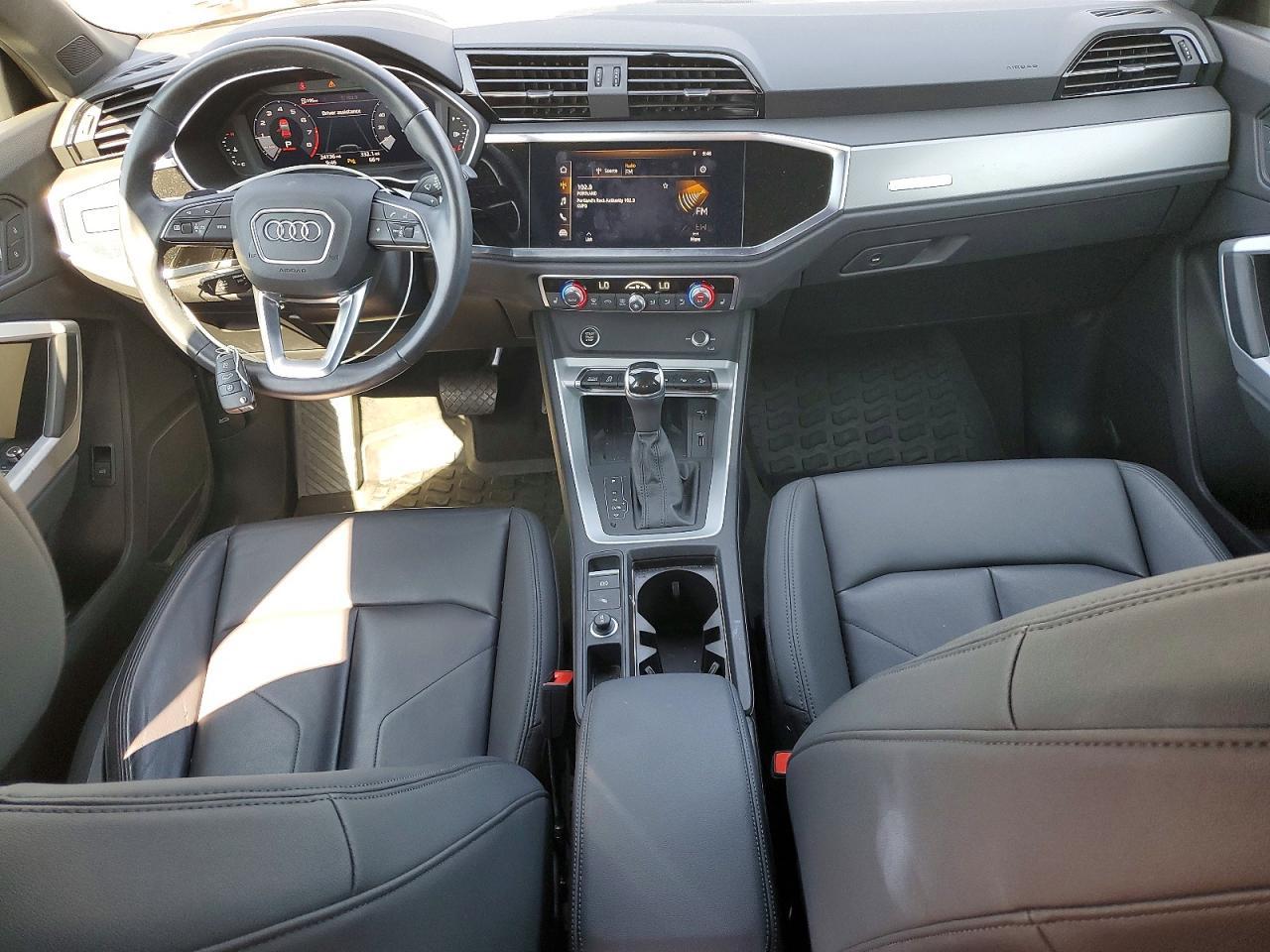 2021 Audi Q3 Premium Plus S Line 45 - zdjęcie 8