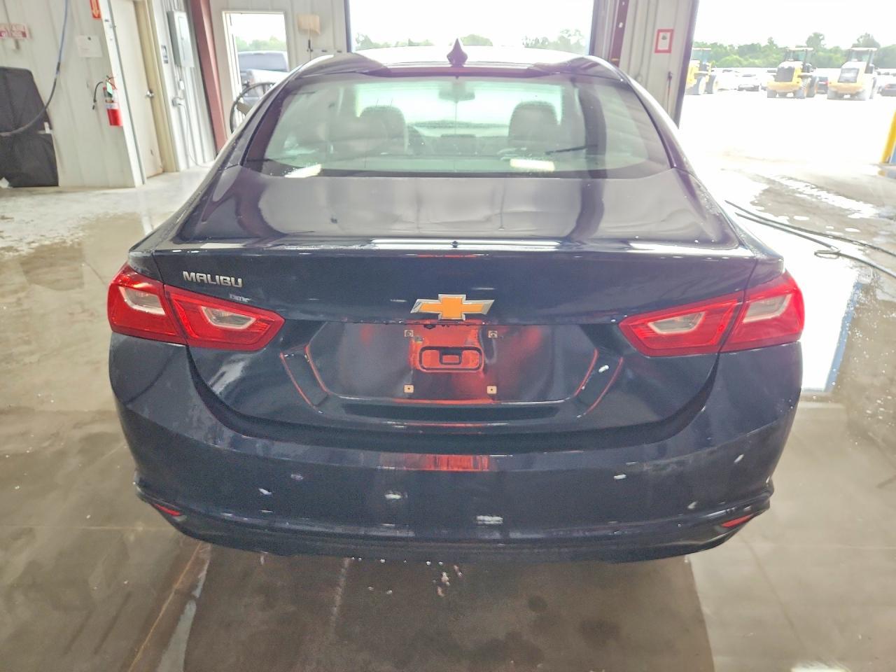 2018 Chevrolet Malibu Ls - zdjęcie 6