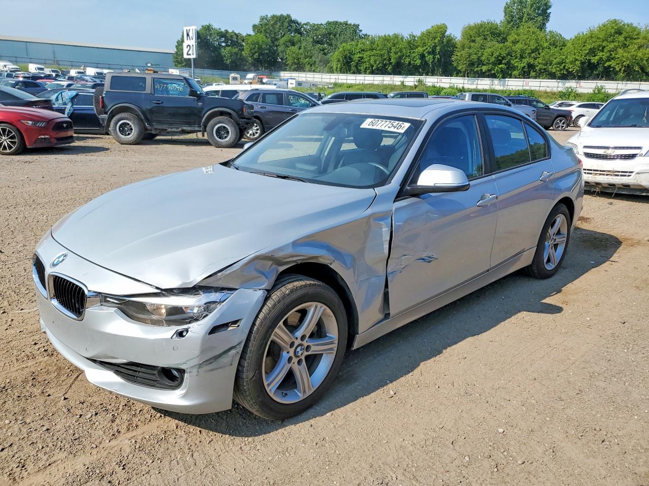 2015 BMW Seria 3 328i - zdjęcie główne