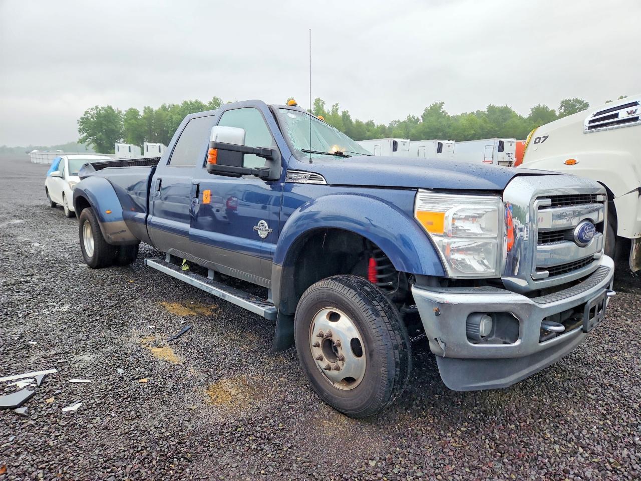 2015 Ford F350 Super Duty - zdjęcie 4