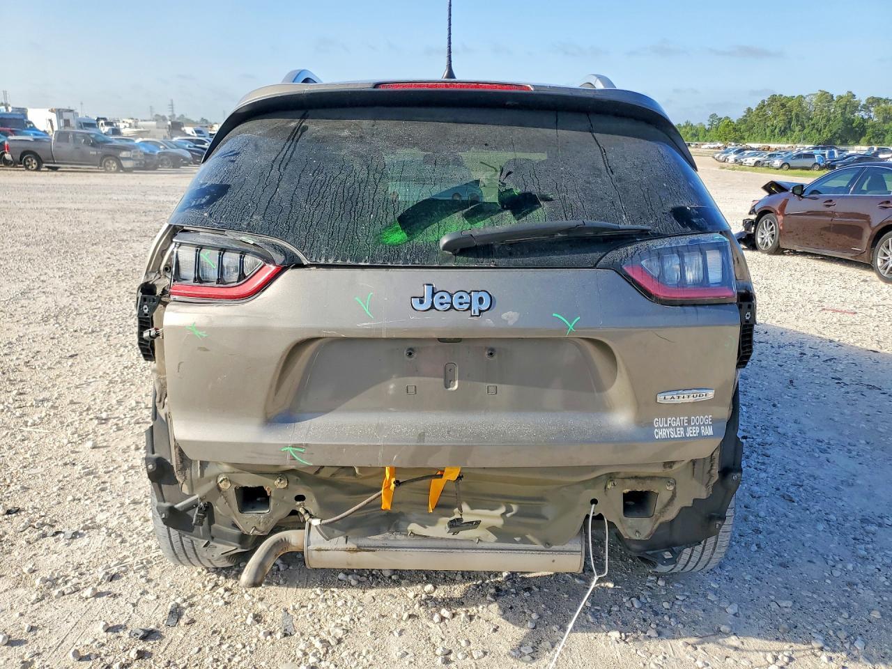 2019 Jeep Cherokee Latitude Plus - zdjęcie 6