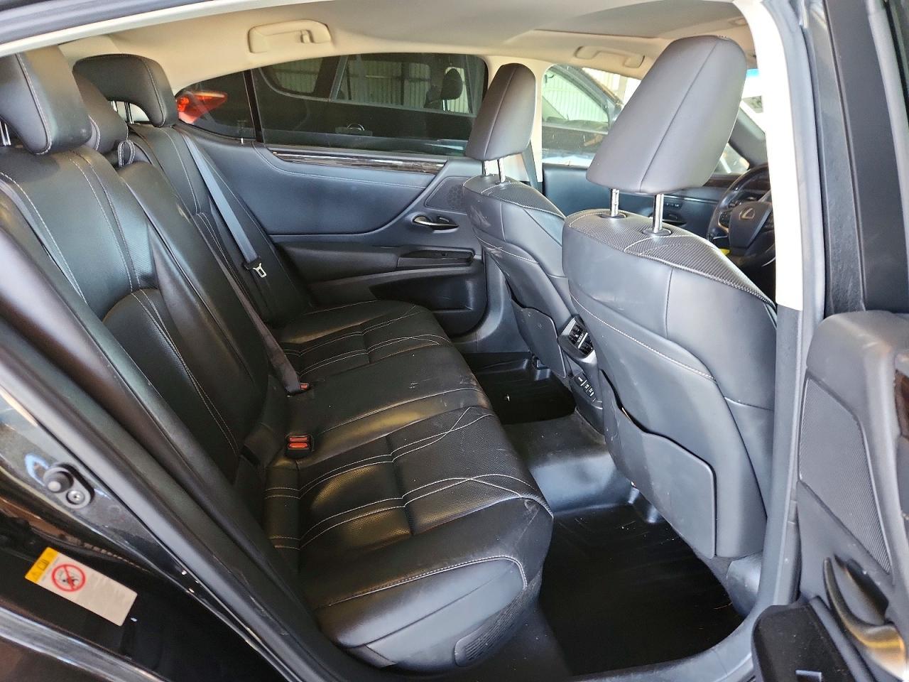 2019 Lexus Es 300H - zdjęcie 10