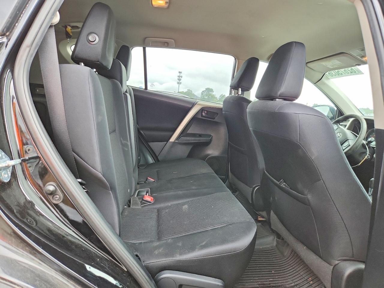 2015 Toyota Rav4 Le - zdjęcie 11