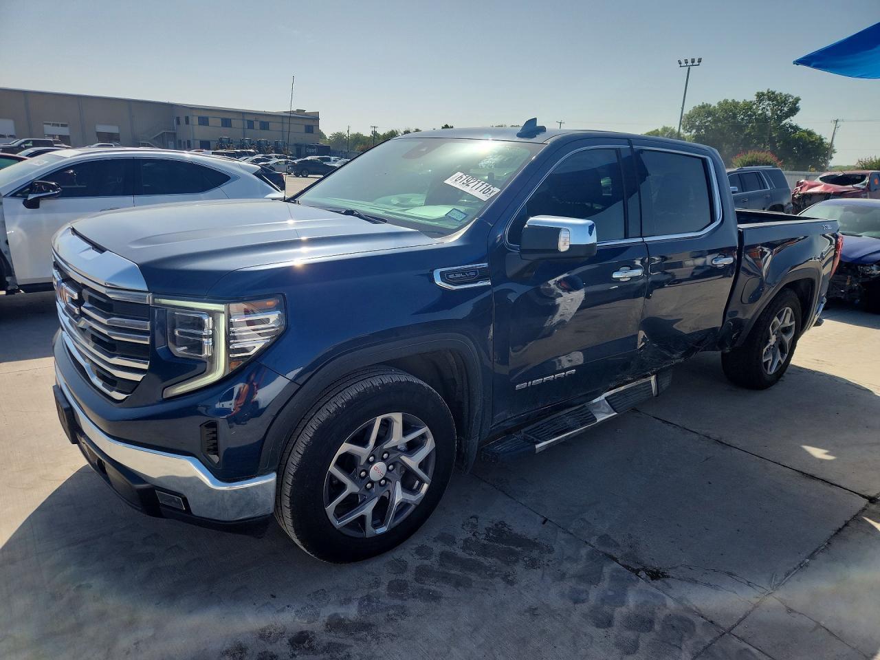2022 GMC Sierra K1500 Slt - zdjęcie główne