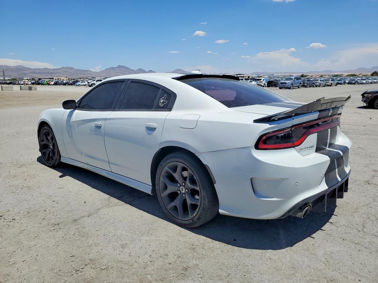 2019 Dodge Charger R/T - zdjęcie 2