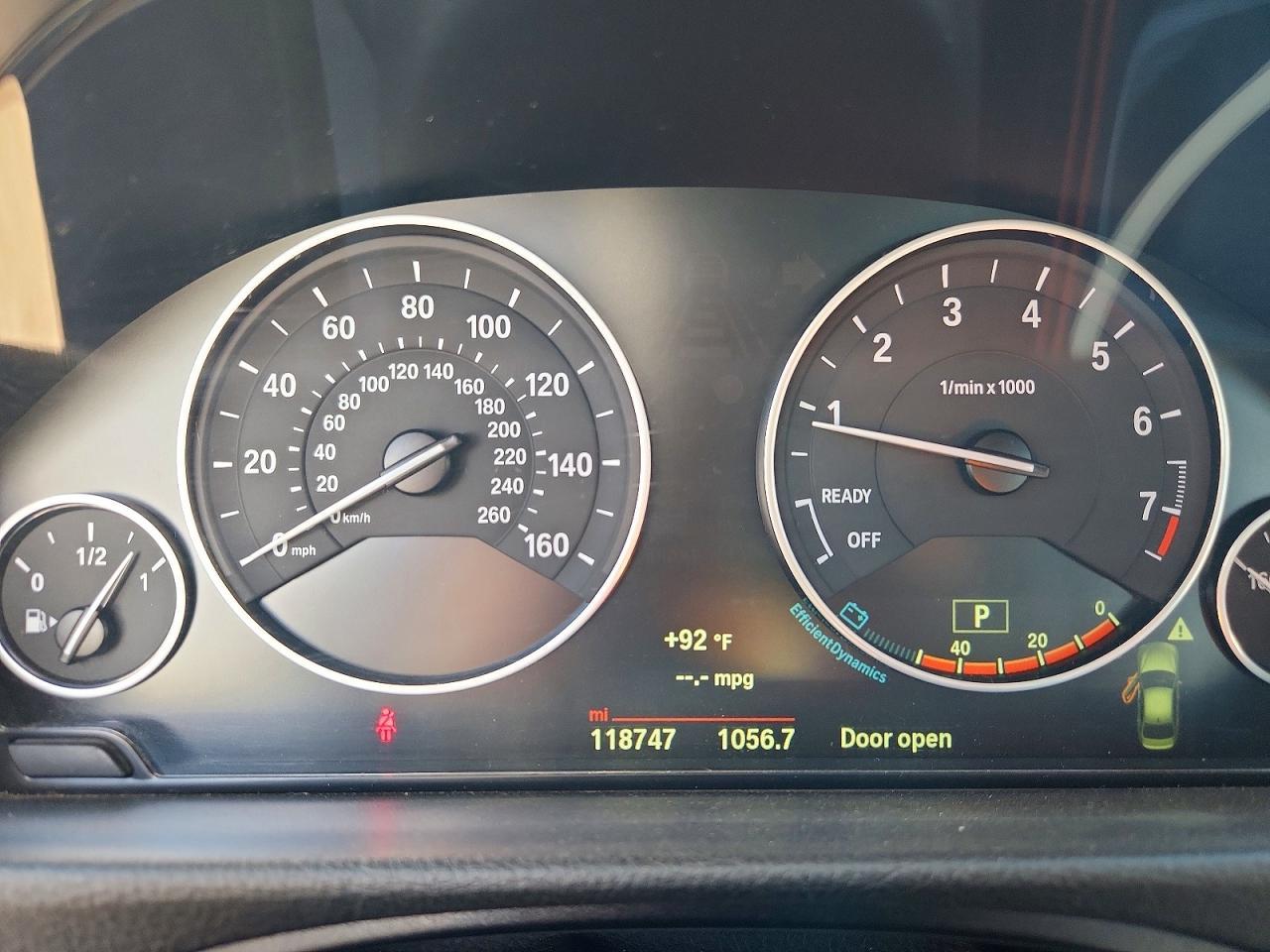 2015 BMW 320 I - zdjęcie 9