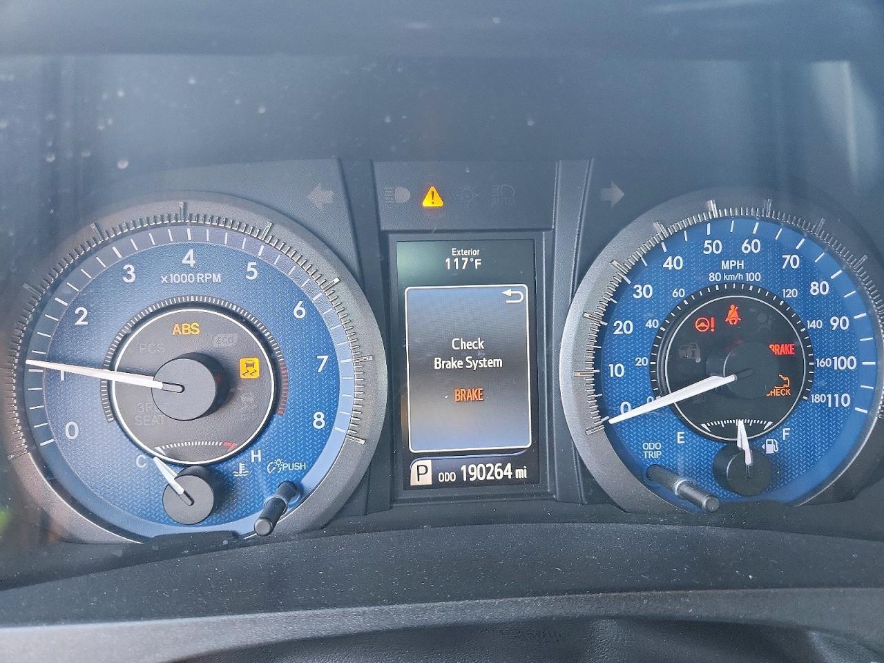 2017 Toyota Sienna Xle Premium 8-Passenger - zdjęcie 9